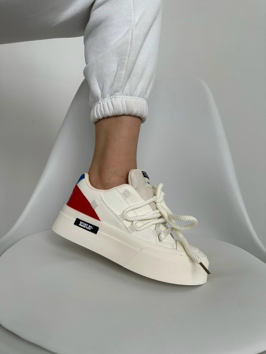 ,кроссовки эко кожа,кроссовки эко,женские кроссовки белые,кроссовки белая