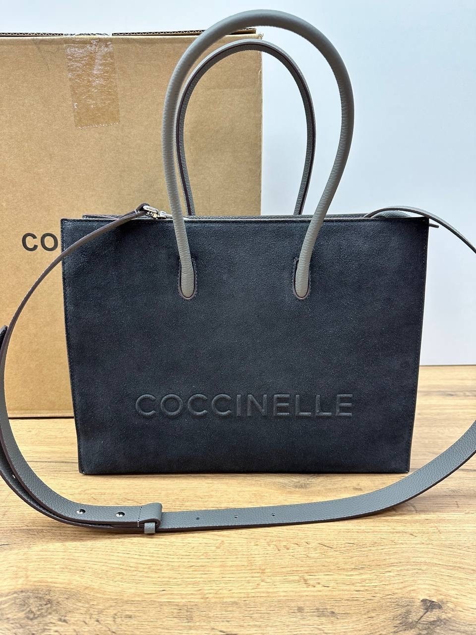 coccinelle сумка на плечо шоппер myrtha maxi log,сумка coccinelle,coccinelle сумка на плечо шоппер,coccinelle сумка шоппер,сумка женская coccinelle