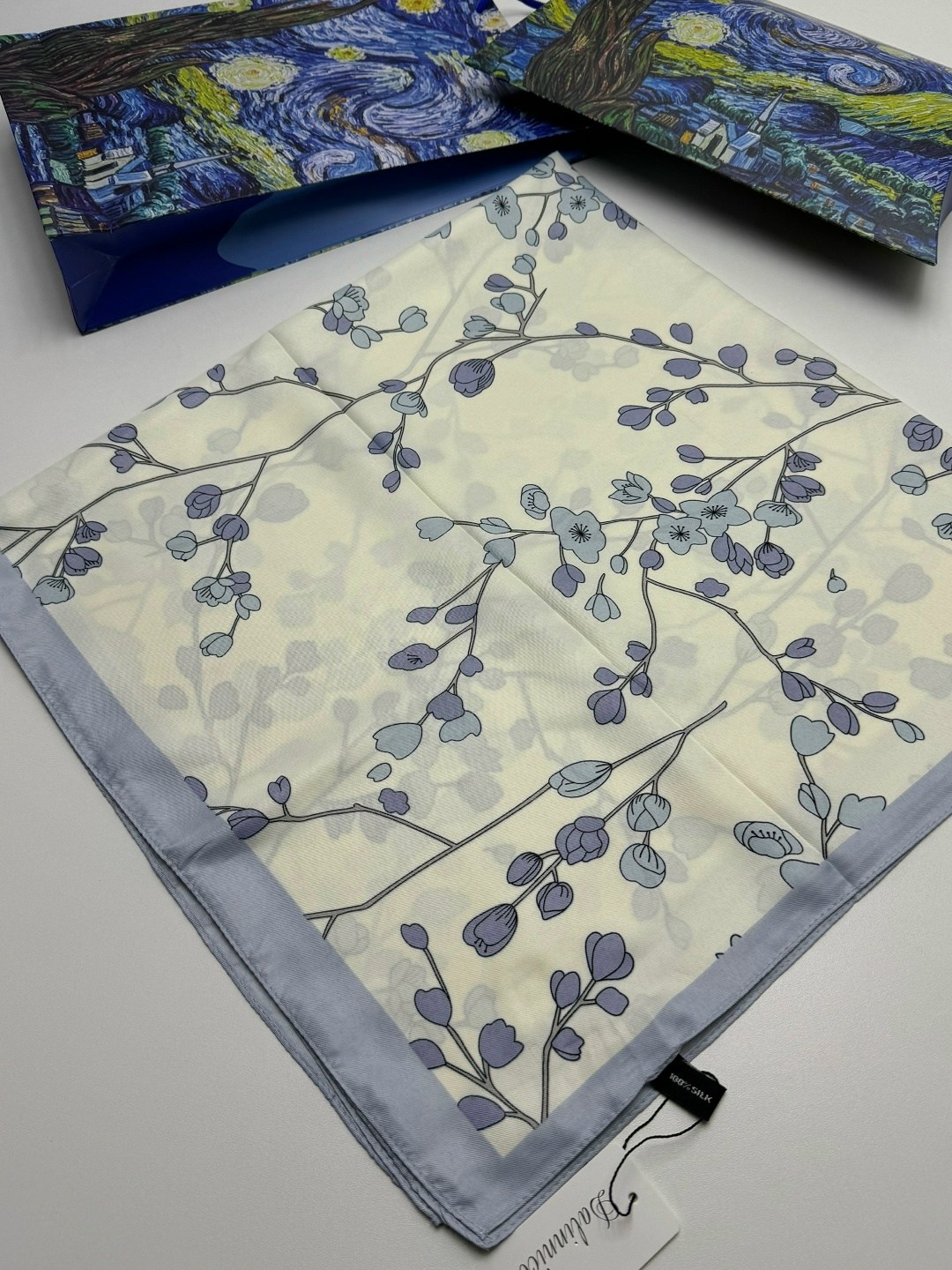 платок женский,платок женский с цветочным принтом 100*100 см арт. 1337838,платок,новинки платок,платок женский с рисунком