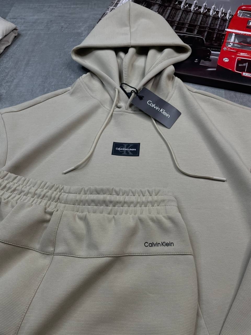 спортивный костюм stone island,спортивные костюмы,спортивный костюм calvin klein,спортивный костюм мужской