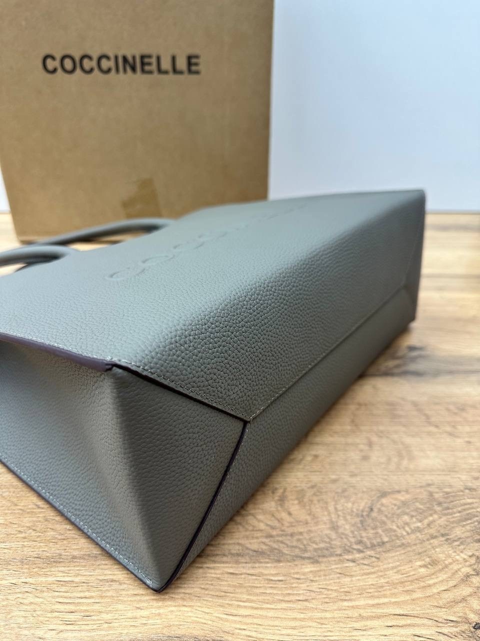 coccinelle сумка на плечо шоппер myrtha maxi log,сумка coccinelle,coccinelle сумка на плечо шоппер,coccinelle сумка шоппер,сумка женская coccinelle