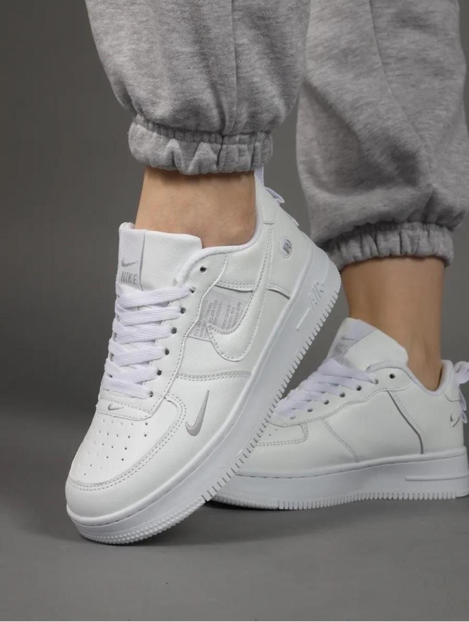 кроссовки nike air force 1 форсы белые кеды,кроссовки air force low 1 форсы кеды nike,кроссовки женские nike air force 1,кроссовки мужские женские,кроссовки найк аир форс