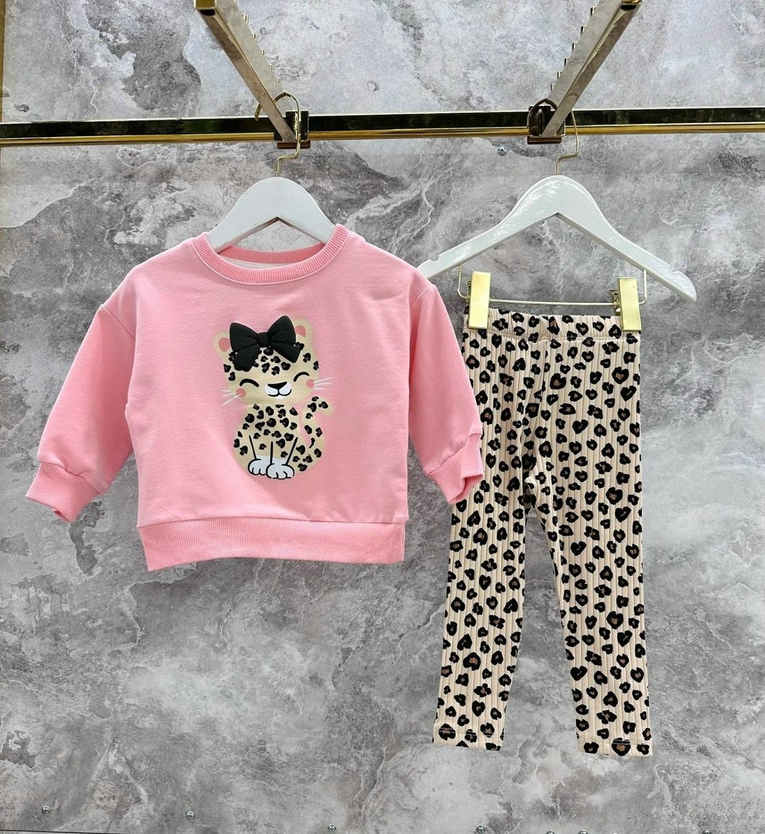 комплект одежды для маленьких девочек,комплект одежды девочке,детские костюмы,одежда для девочек,спортивные костюмы для девочек