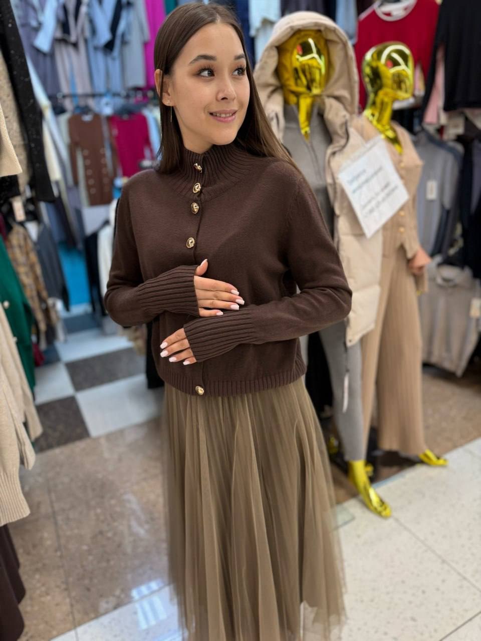 вязаные джемпера,свитер джемпер,свитер с воротником,свитер с высоким воротом,свитер с высоким воротником