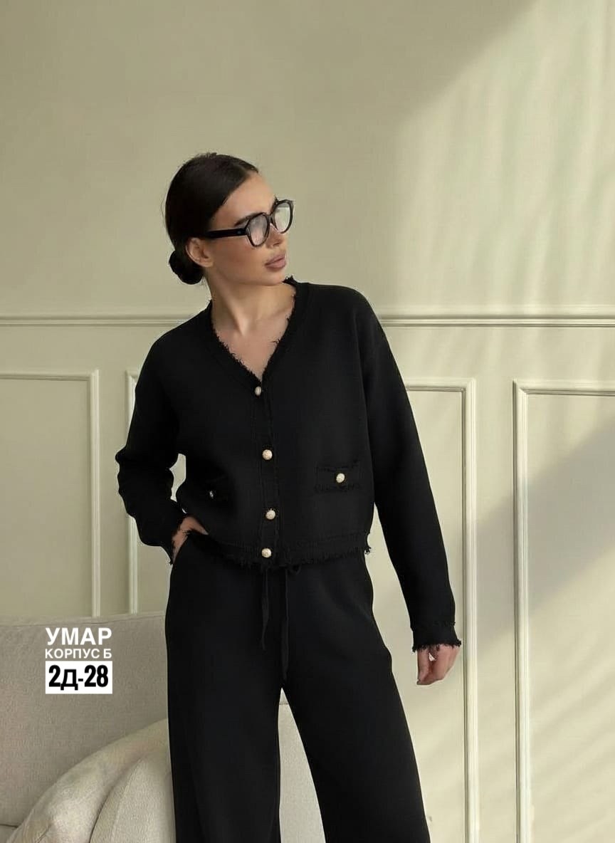 трикотажный женский костюм из кардигана и брюк,кашемировый костюм loro piana,брючный костюм,трикотажные костюмы женские,костюмы женские