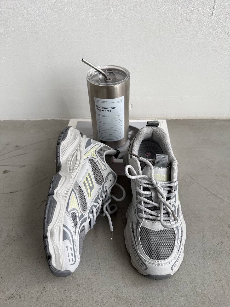 массивные кроссовки,женские кроссовки,спортивная ,женские массивные кроссовки,повседневные кроссовки