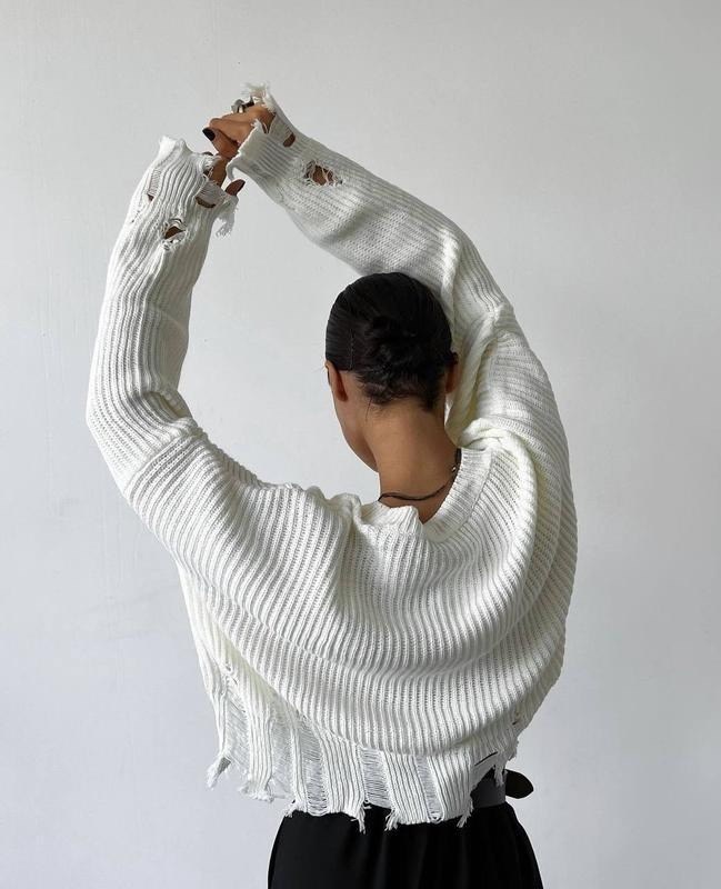 свитер розовый,свитер рваный розовый,свитер удлиненная,рваный свитер женский,свитер в стиле оверсайз