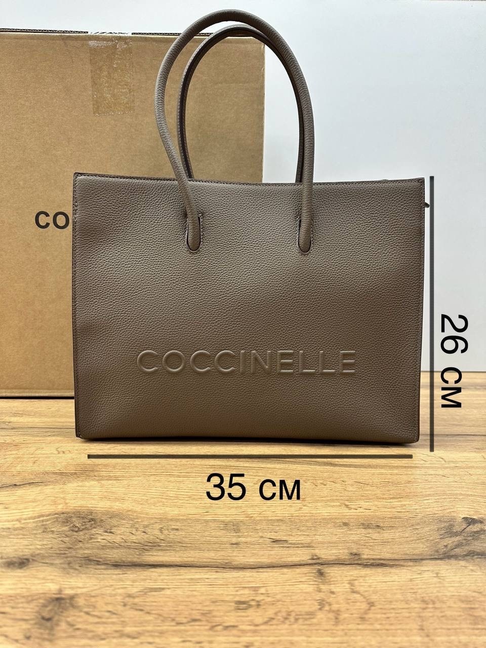 сумка coccinelle,сумка-шопер myrtha из зернистой кожи с логотипом макси coccinelle коричневый,coccinelle сумка шоппер,coccinelle сумка на плечо шоппер myrtha maxi log,coccinelle женская сумка myrtha и