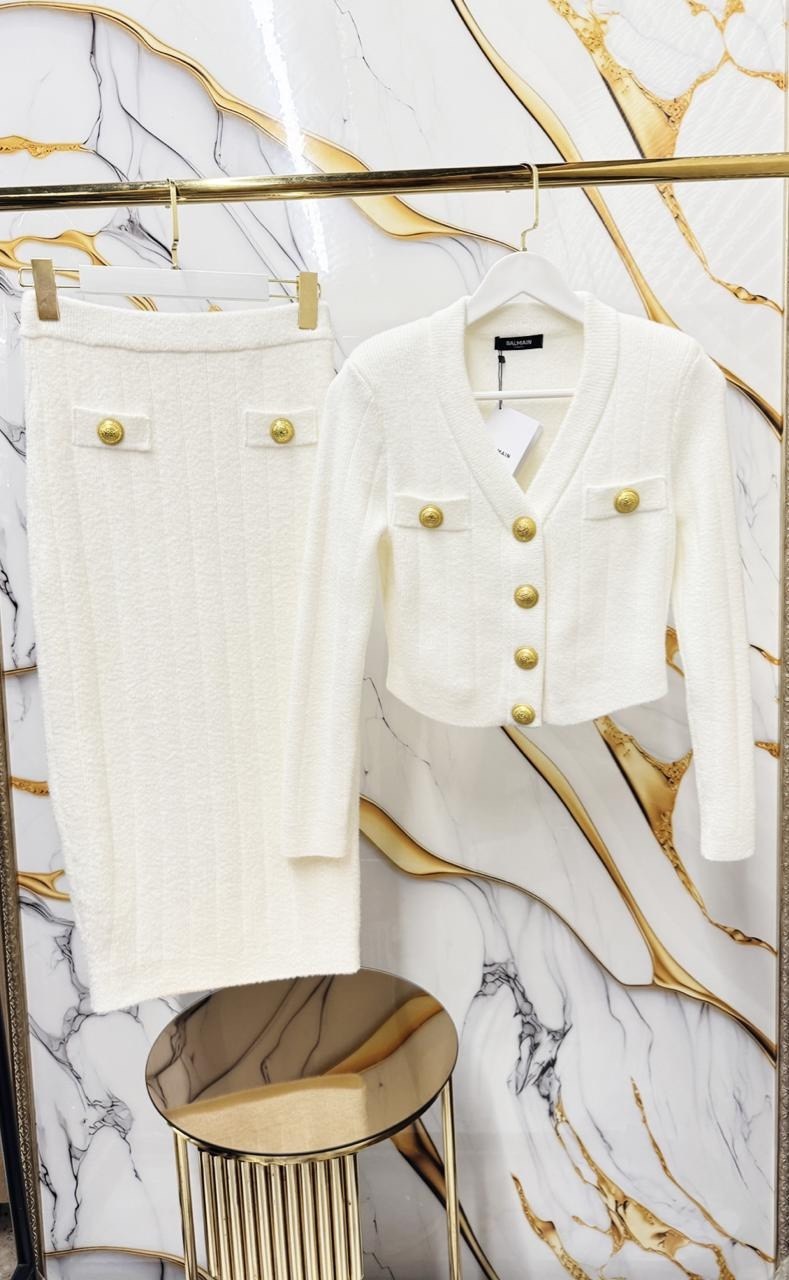 женский твидовый костюм из двух предметов,костюм с юбкой твидовый,костюм с юбкой,женский твидовый костюм