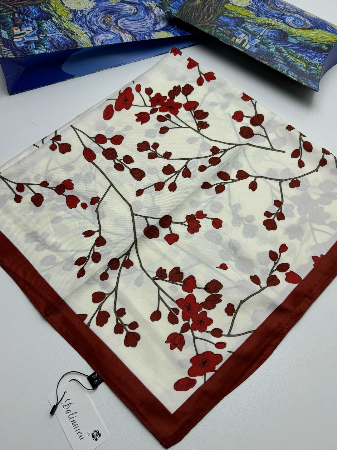 платок женский,платок женский с цветочным принтом 100*100 см арт. 1337838,платок,новинки платок,платок женский с рисунком