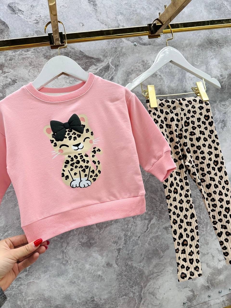 комплект одежды для маленьких девочек,комплект одежды девочке,детские костюмы,одежда для девочек,спортивные костюмы для девочек