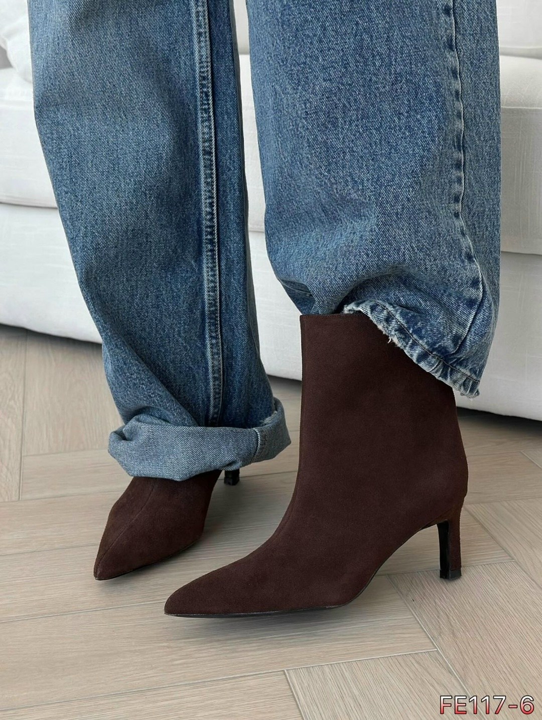 ботильоны замшевые,женские ботильоны,ботильоны модные,ботильоны,замшевые женские ботильоны с острым носком на
