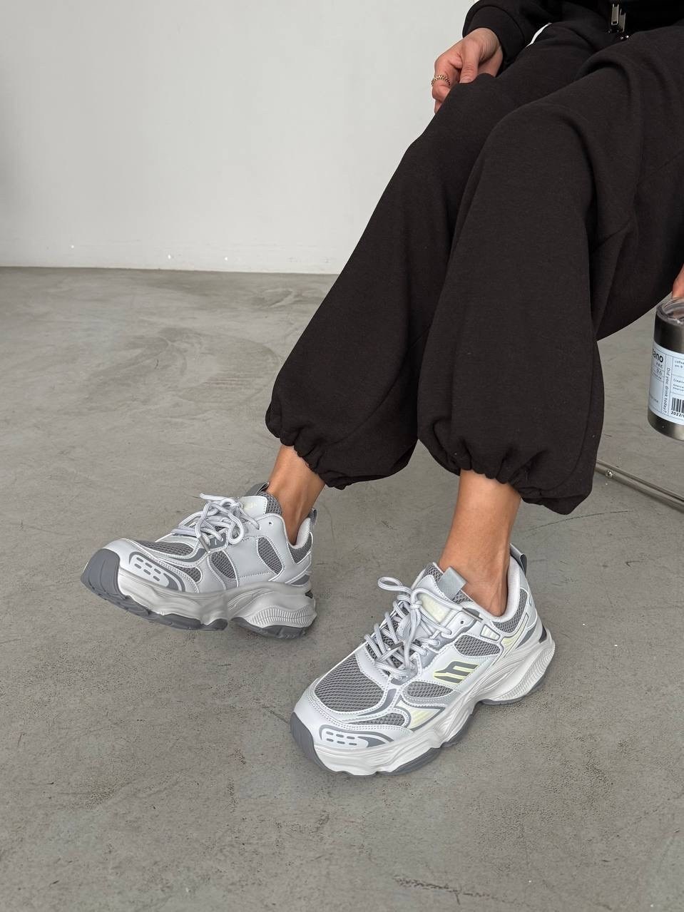 массивные кроссовки,женские кроссовки,спортивная ,женские массивные кроссовки,повседневные кроссовки