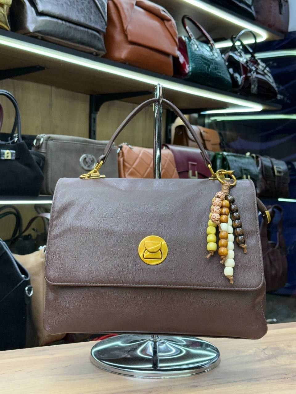 сумка сэтчел кожаная liya coccinelle,сумка coccinelle liya,сумка coccinelle,coccinelle сумка на плечо liya,замшевая сумка coccinelle