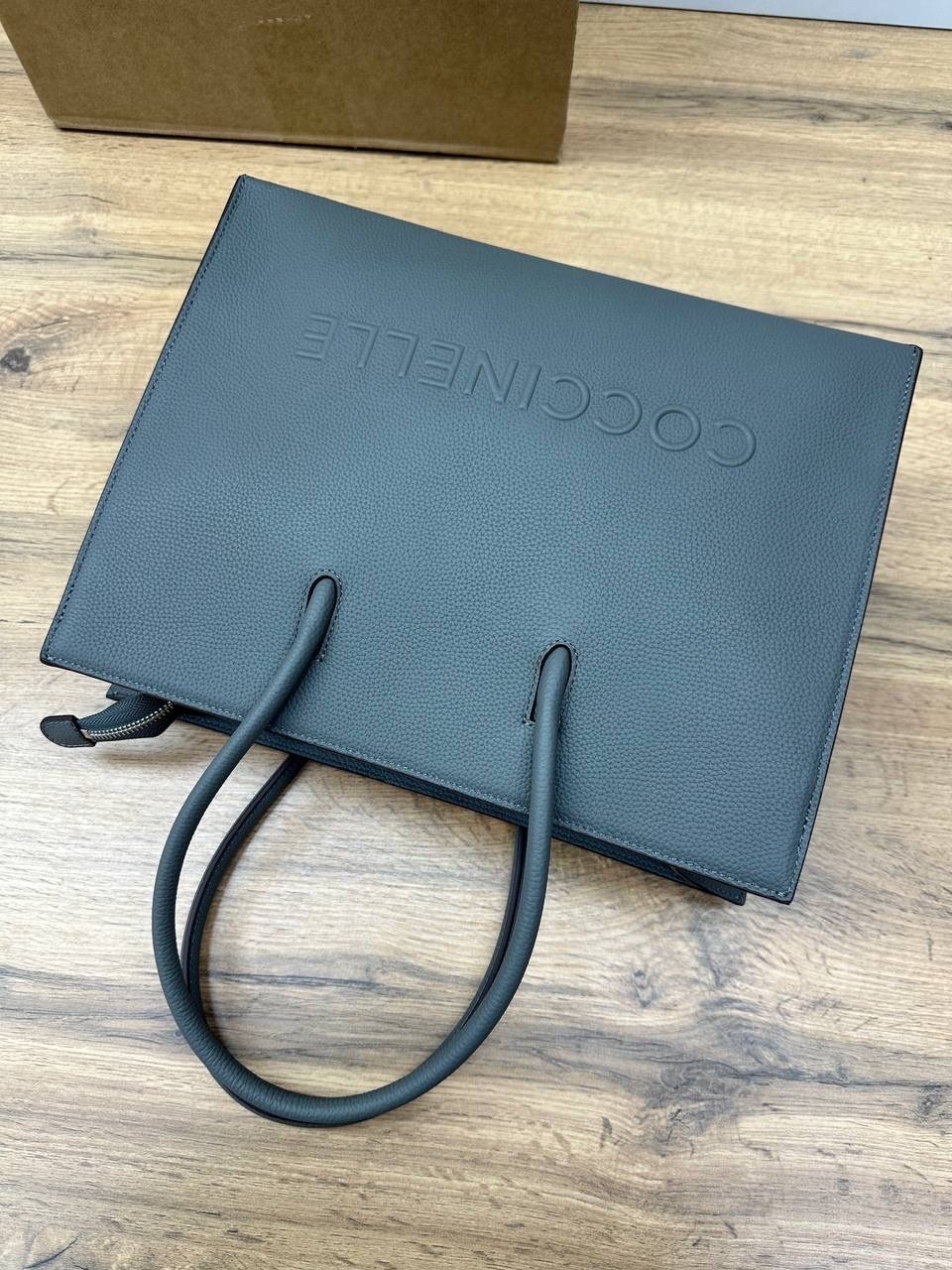 coccinelle сумка на плечо шоппер myrtha maxi log,сумка coccinelle,coccinelle сумка на плечо шоппер,coccinelle сумка шоппер,сумка женская coccinelle