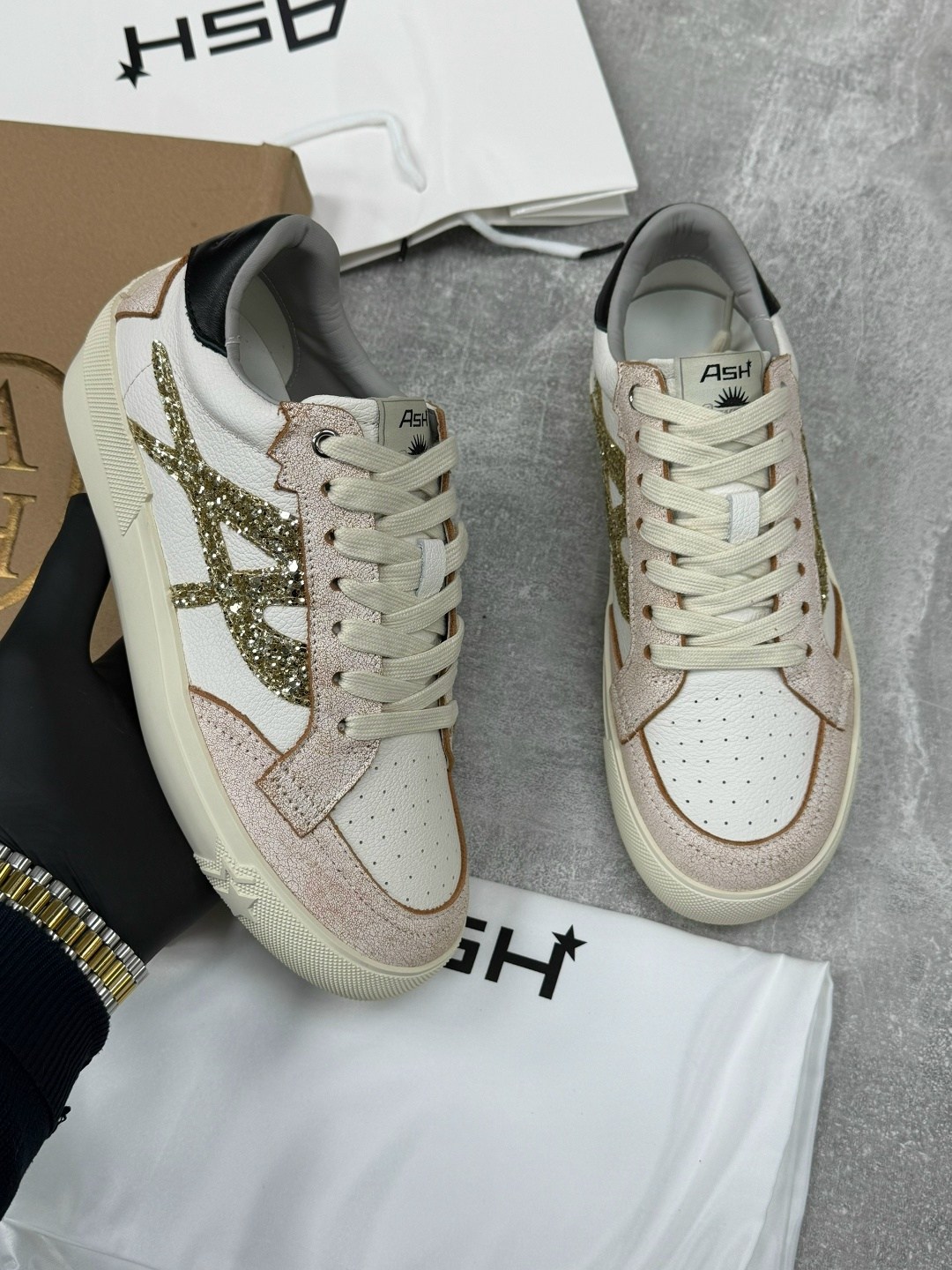 ,женские кроссовки,кроссовки golden goose, женская,кроссовки повседневные