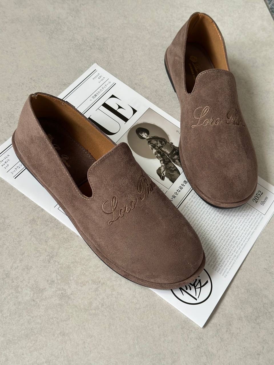 натуральная замша,туфли лоферы замшевые на плоской подошве,лоферы замшевые,женские замшевые лоферы,женские лоферы loro piana