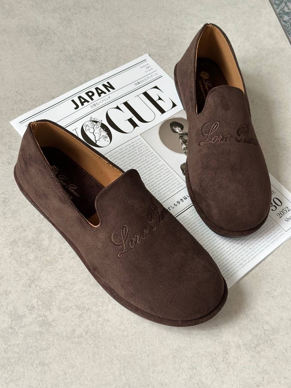 туфли лоферы замшевые на плоской подошве,лоферы замшевые,туфли лоферы замшевые на плоской подошве серо-коричневые,лоферы из натуральной замши saivuil,лоферы замша