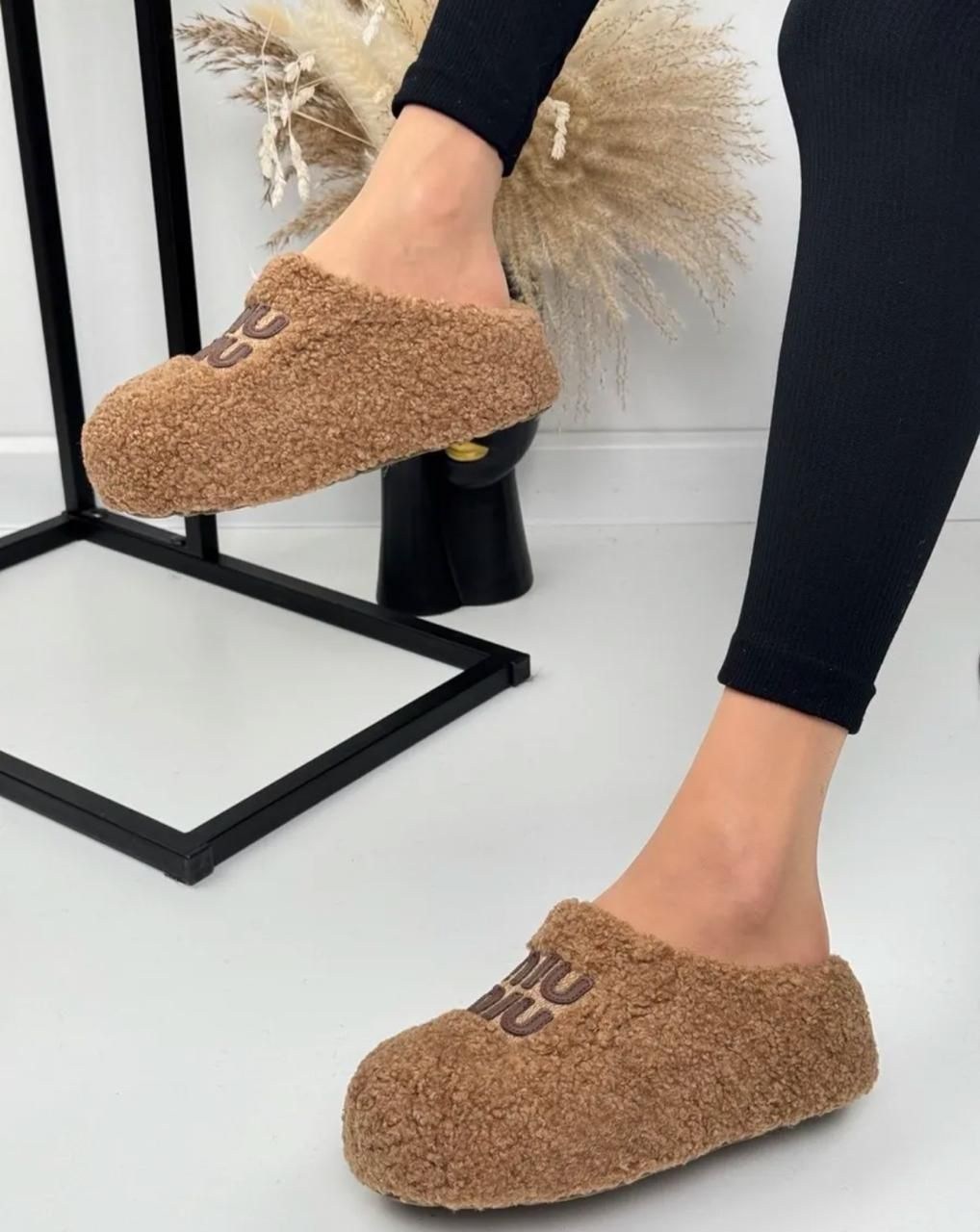 тапочки женские,,тапочки модные,домашние тапочки,тапки женские