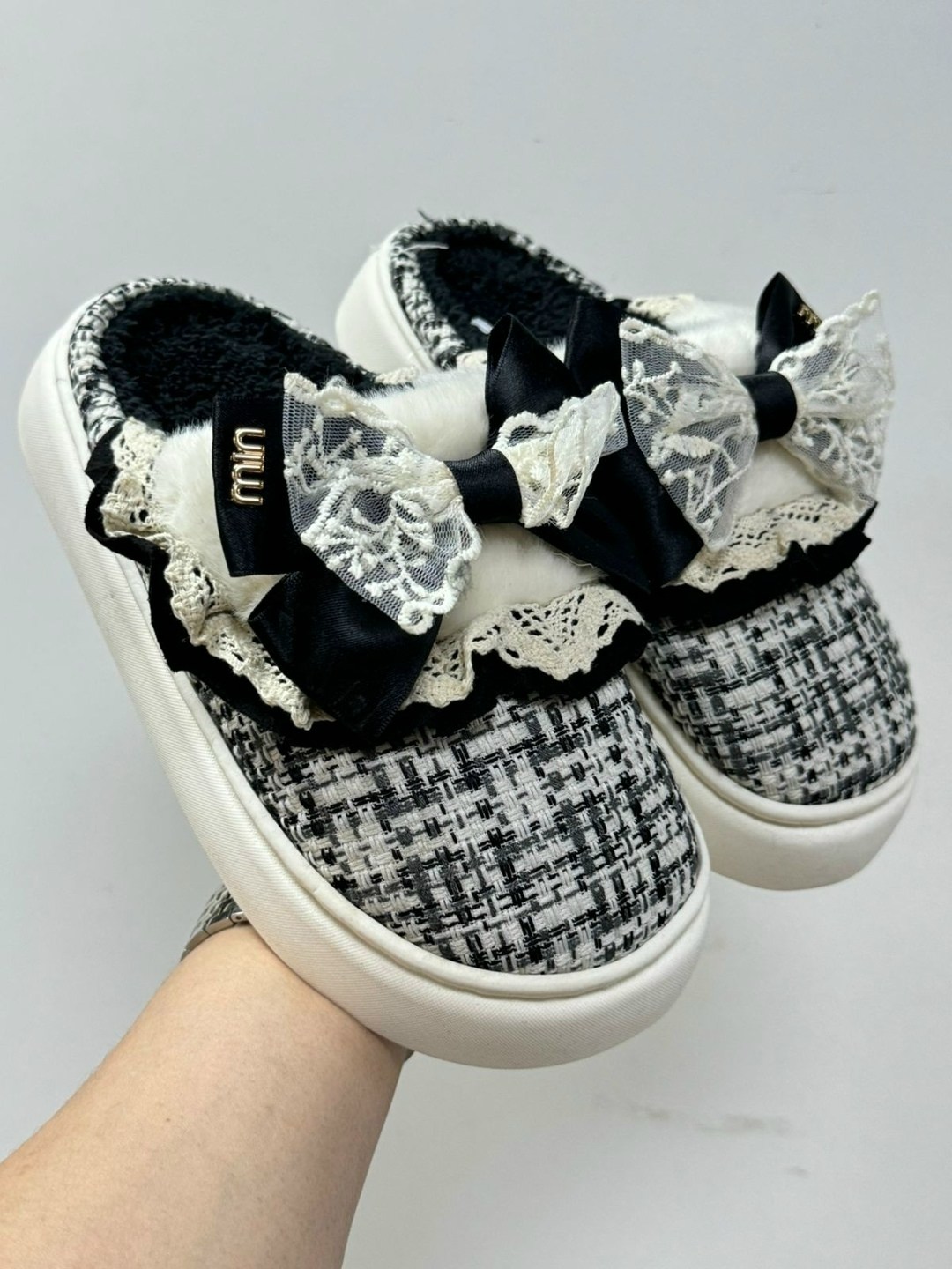 домашние тапочки,тапочки домашние женские,тапочки теплые домашние,тапочки домашние женские высокие,домашние плюшевые тапочки