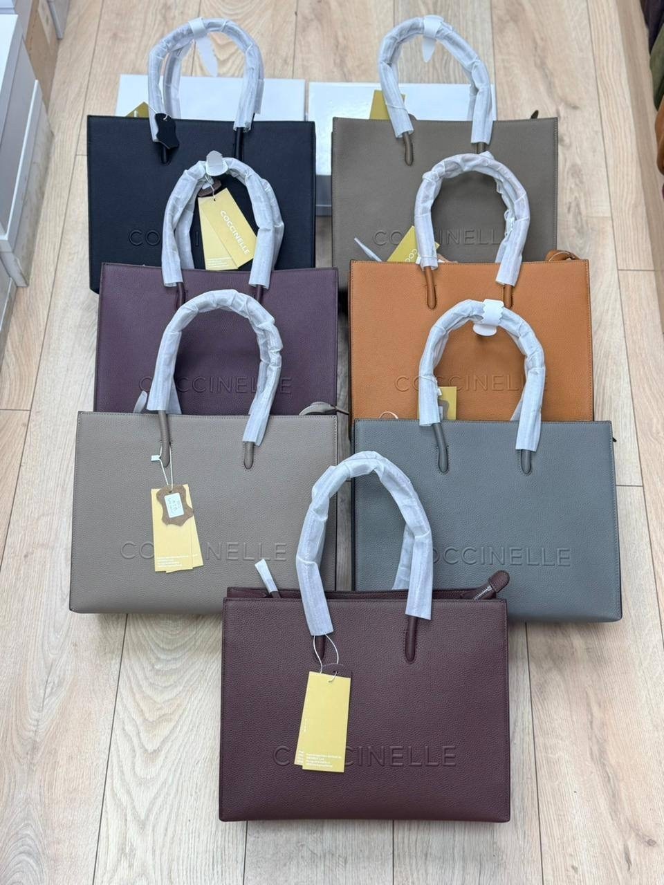 сумка coccinelle,coccinelle сумка на плечо шоппер,сумка,женская сумка тоут,сумки аксессуары