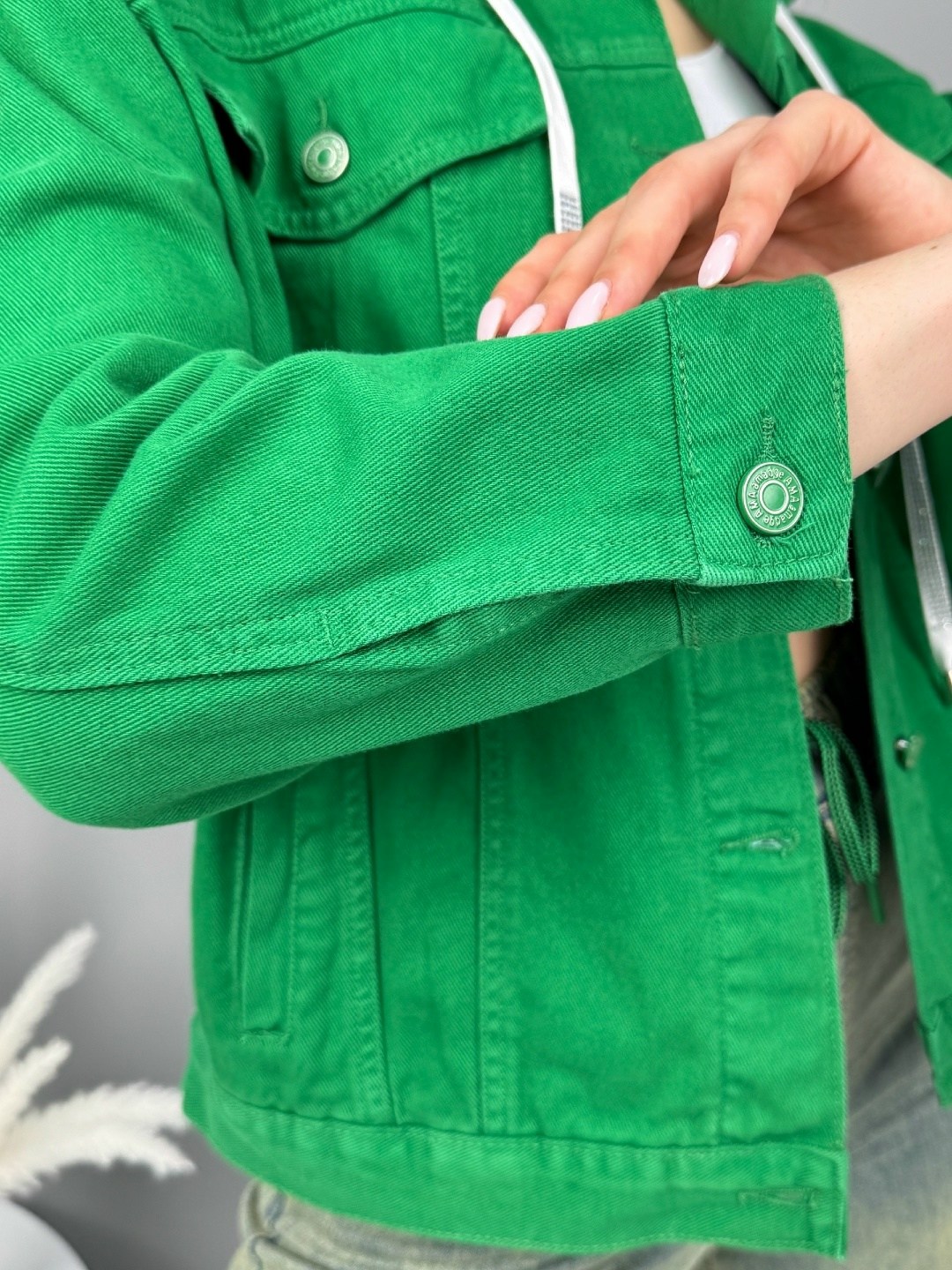 женская демисезонная куртка,женская куртка,повседневная куртка,джинсовая куртка,куртка джинсовая женская