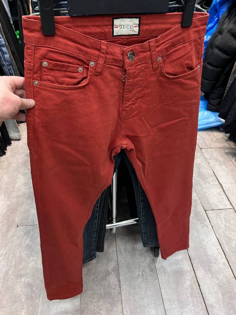 мужские джинсы,красные джинсы,брюки джинсы,красные джинсы мужские,бордовые джинсы мужские