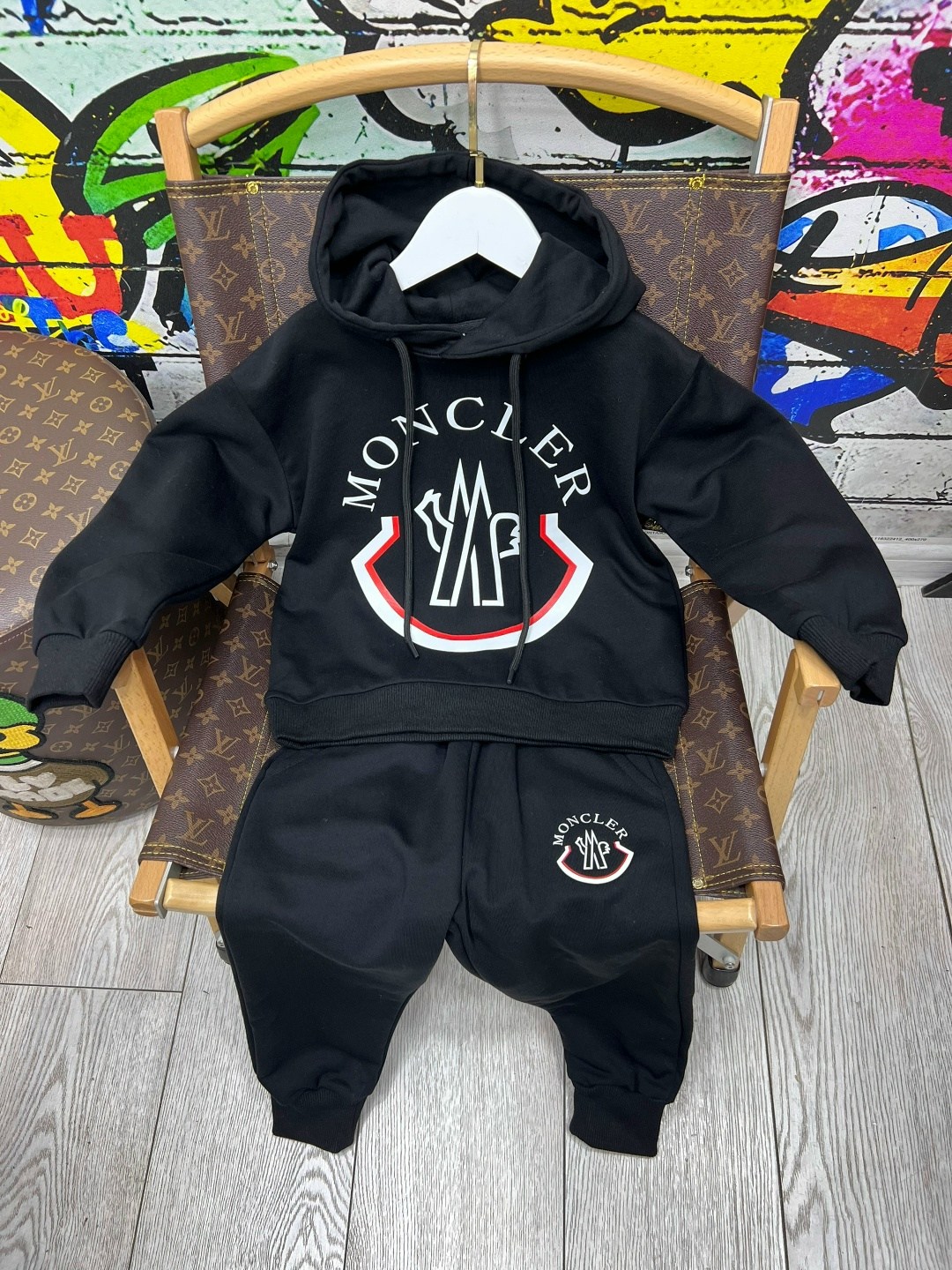 спортивный костюм moncler,спортивный костюм монклер,спортивные костюмы,одежда для мальчика,костюм moncler