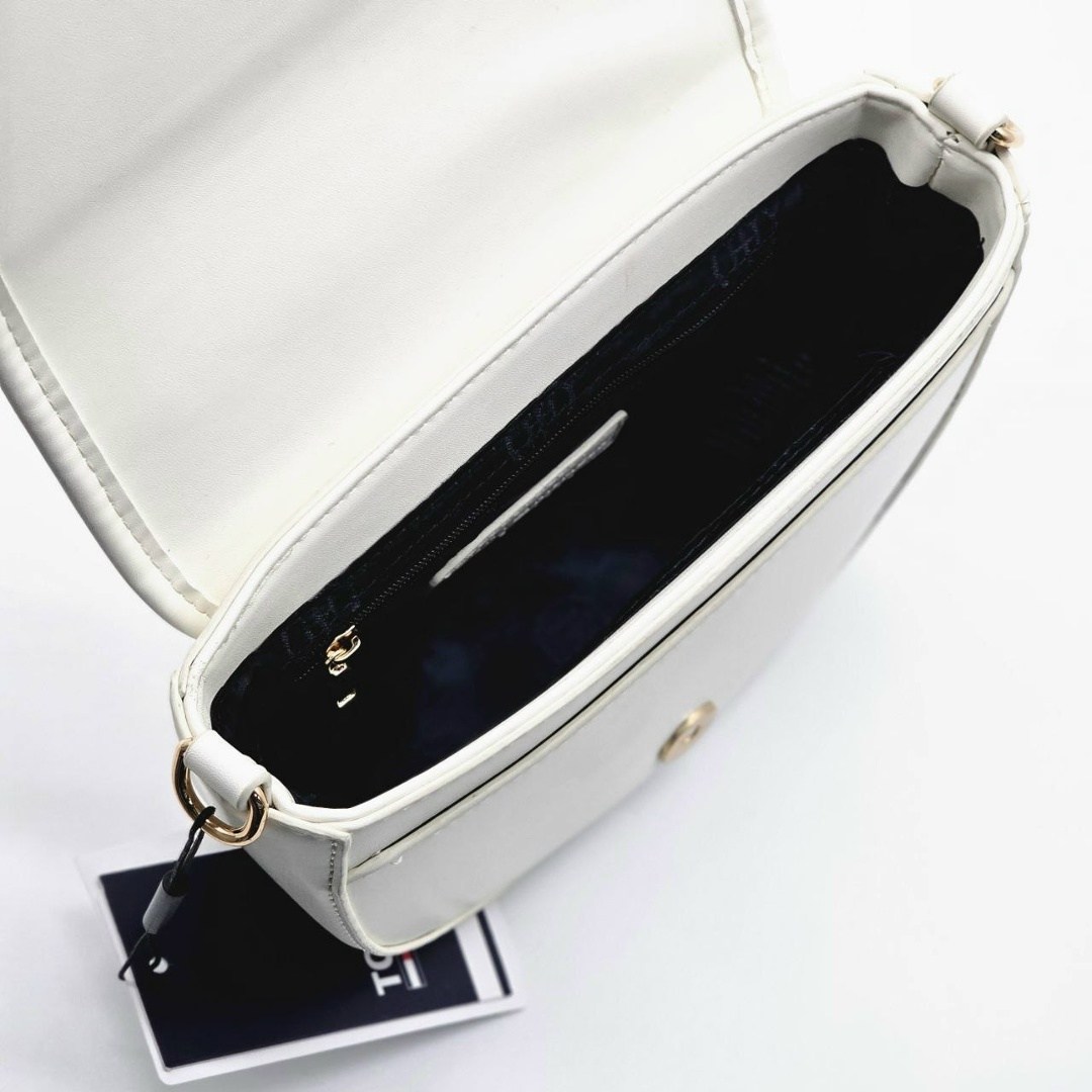 сумки через плечо tommy hilfiger,сумка кросс боди томми хилфигер,сумка tommy hilfiger,сумка томми хилфигер женские белая,сумка tommy hilfiger женская