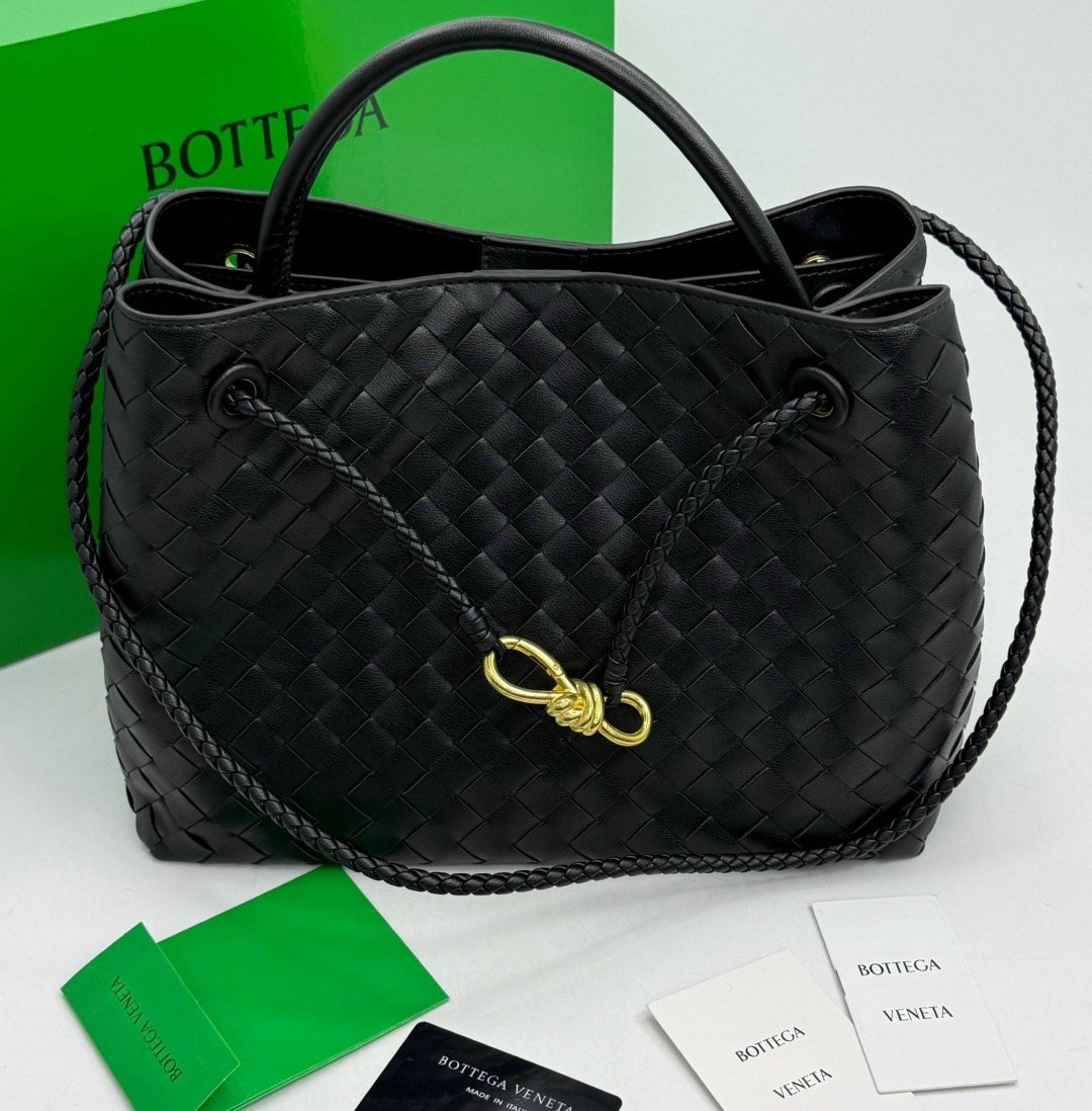 сумка женская bottega veneta,сумка bottega veneta,черная женская сумка bottega veneta,bottega veneta сумка на плечо,сумка-тоут bottega veneta