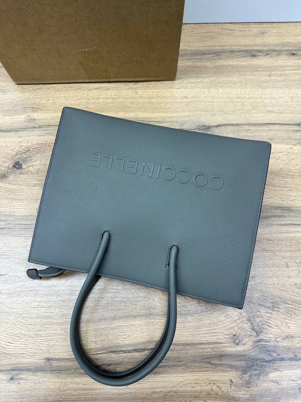 coccinelle сумка на плечо шоппер myrtha maxi log,сумка coccinelle,coccinelle сумка на плечо шоппер,coccinelle сумка шоппер,сумка женская coccinelle