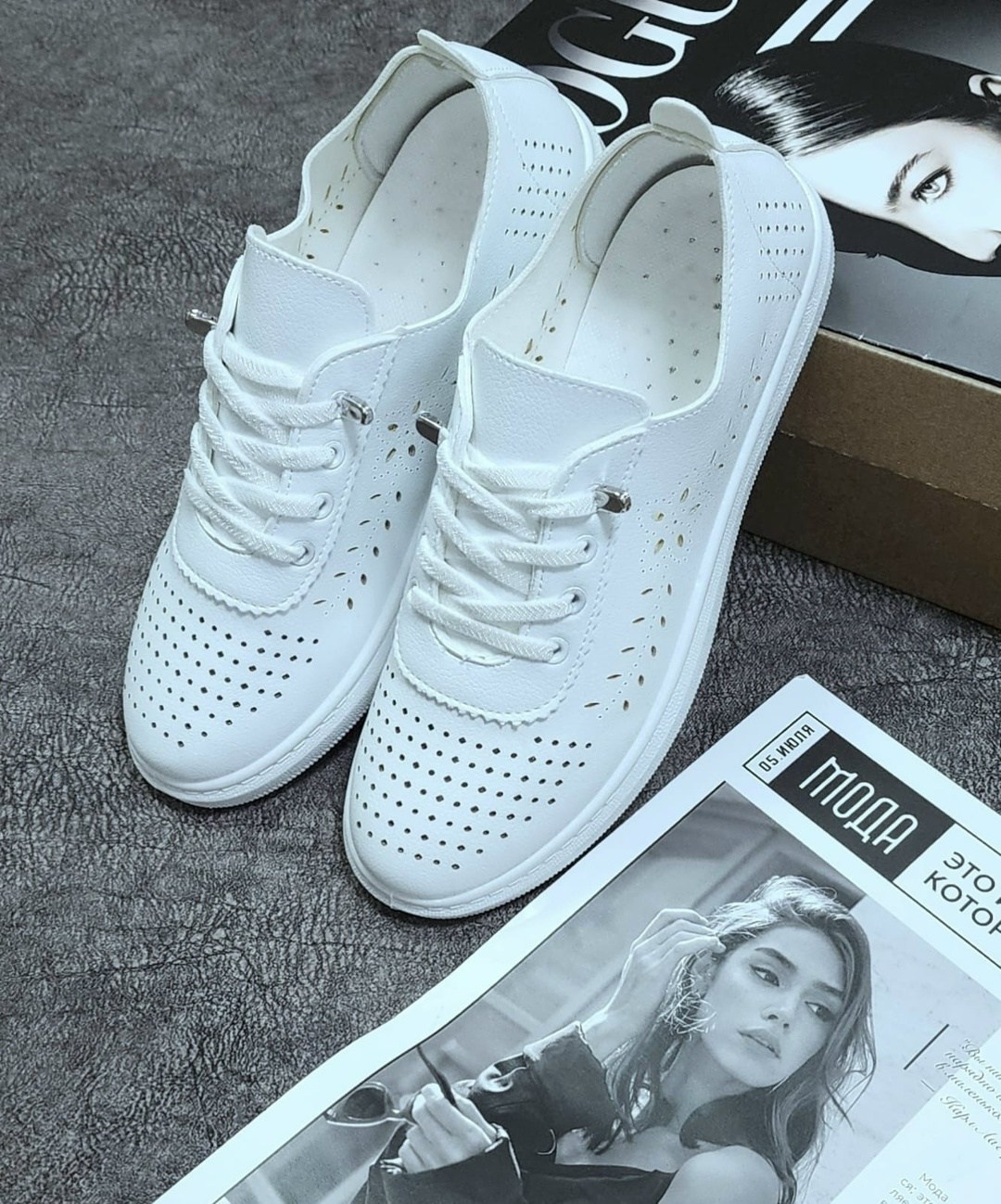 ,кеды женски,кроссовки женские с перфорацией,кеды женские,кеды с перфорацией