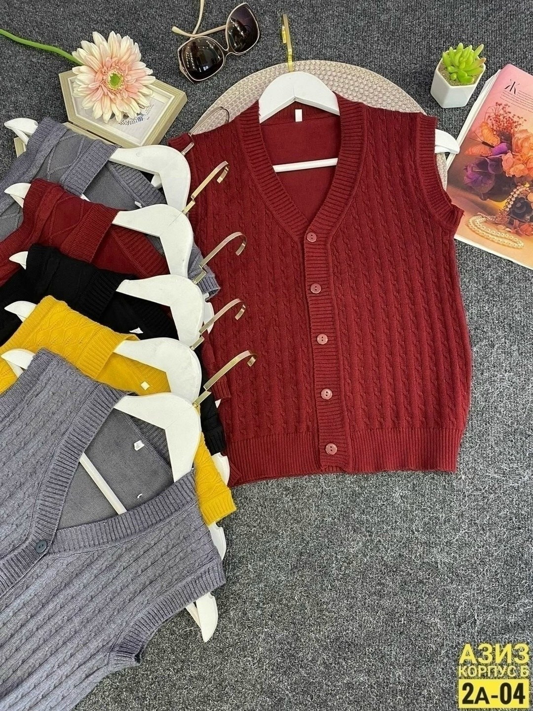 вязаный жилет,вязаная жилетка,жилетка женская,трикотажный жилет,жилет женская вязаная
