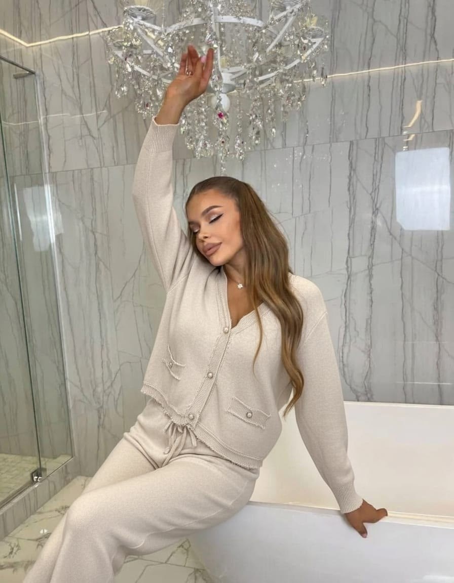 женский трикотажный костюм двойка с кашемиром,вязаный костюм женский,костюм двойка кашемир,трикотажный костюм,костюм вязаный кашемир модный стиль