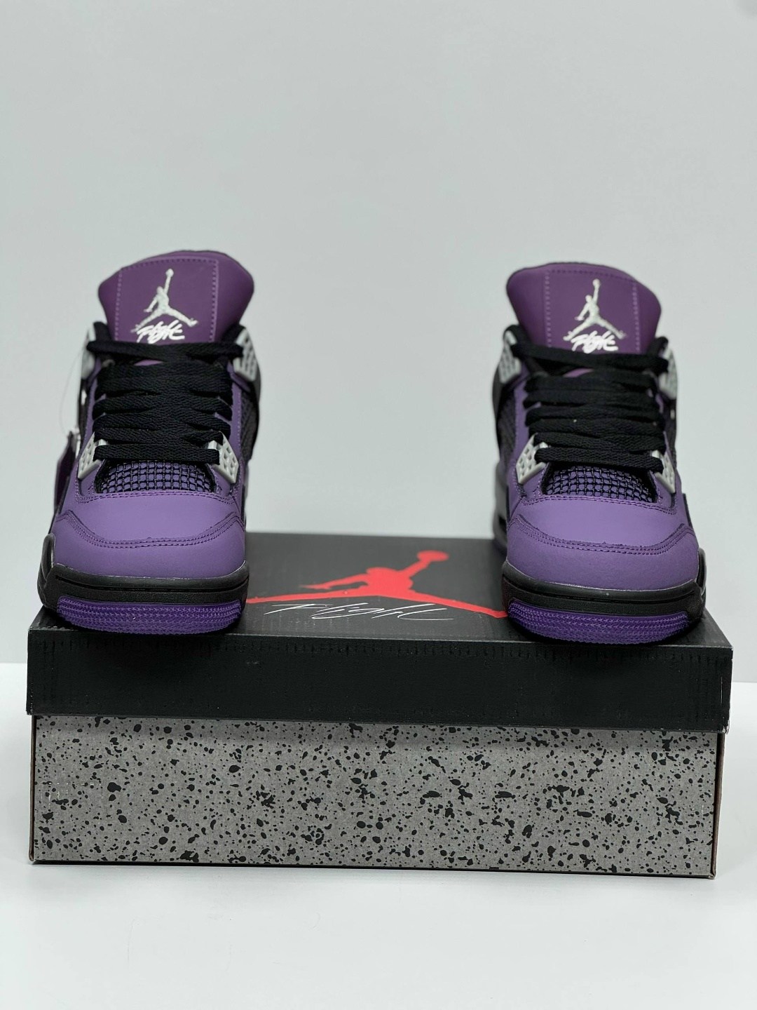 кроссовки nike air jordan 4 retro,кроссовки nike air jordan 4,nike air jordan 4 retro x travis scott purple,фиолетовые джорданы,jordan 4 purple