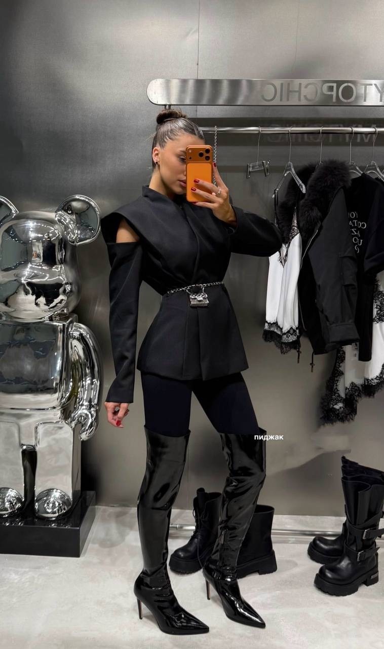 женский асимметричный блейзер twotwinstyle,женский однотонный блейзер twotwin,женский костюм,белые костюмы,элегантный наряд