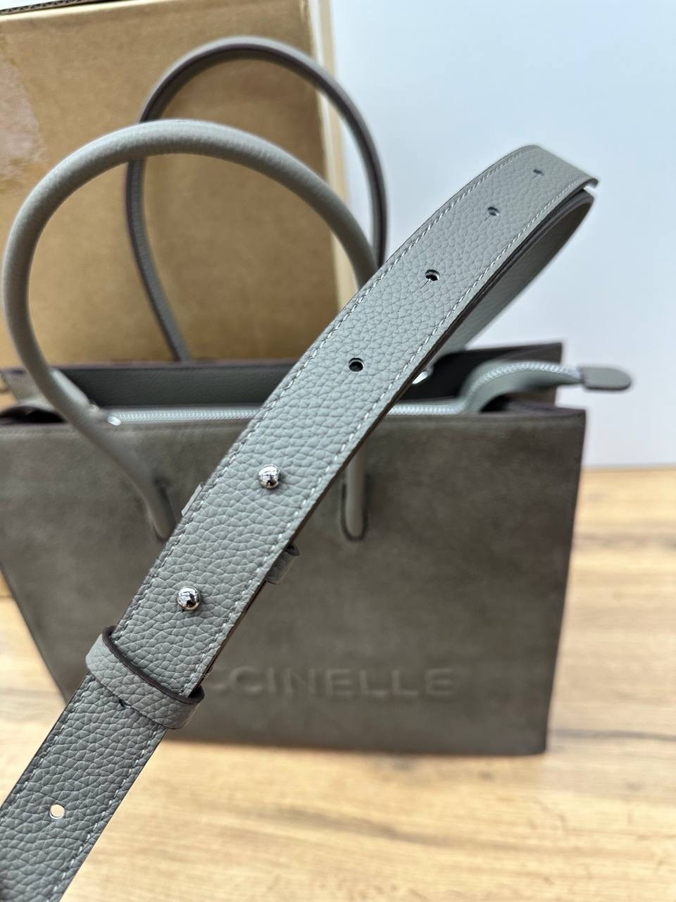 coccinelle сумка на плечо шоппер myrtha maxi log,сумка coccinelle,coccinelle сумка на плечо шоппер,coccinelle сумка шоппер,сумка женская coccinelle