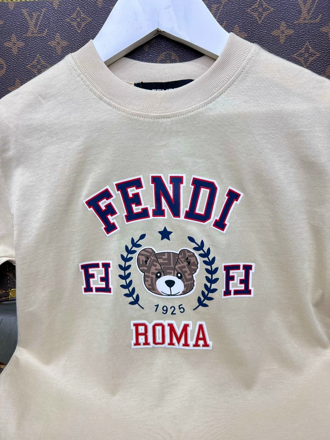 футболка fendi,детская футболка,футболка фенди женская,футболка