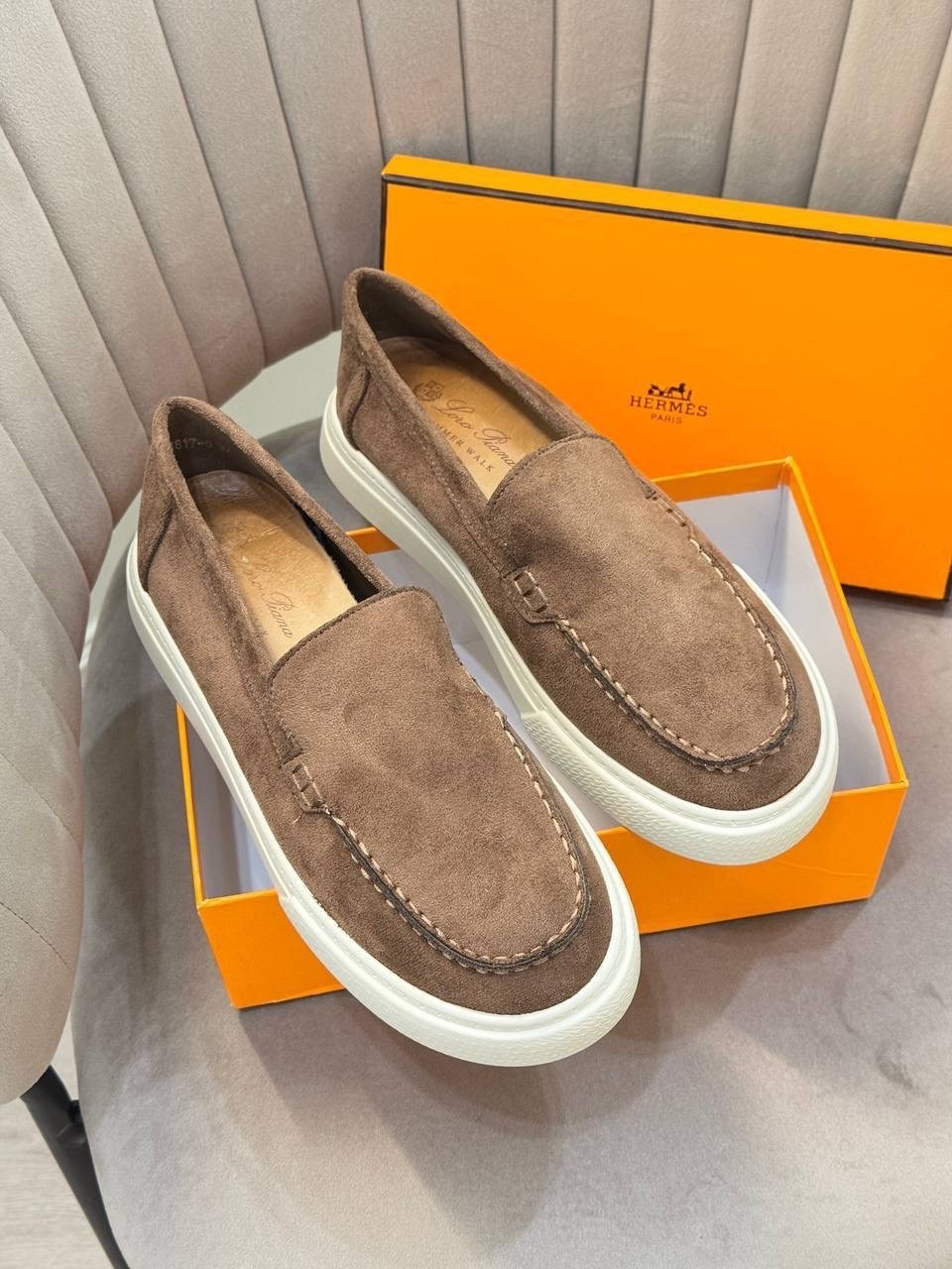 лоферы loro piana женские,лоферы loro piana,,лоферы из натуральной замши loro piana,замшевые лоферы