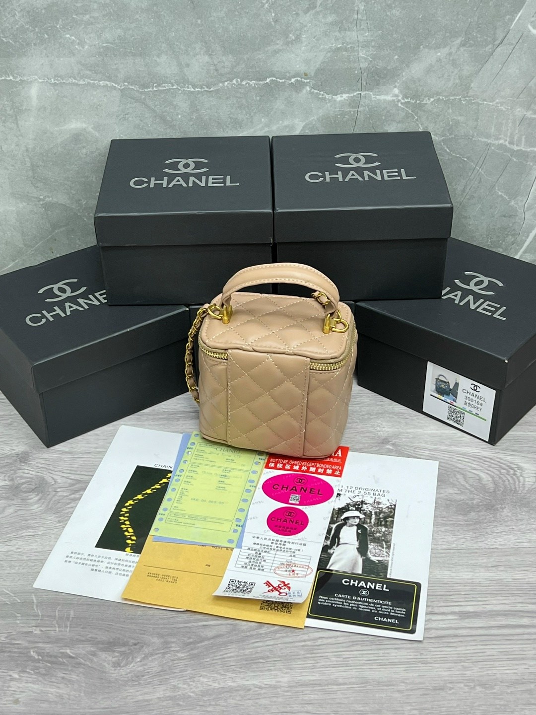сумка chanel,женская сумка chanel,сумка через плечо chanel,сумка через плечо chanel люкс,чёрная сумка-облако с вышивкой chanel