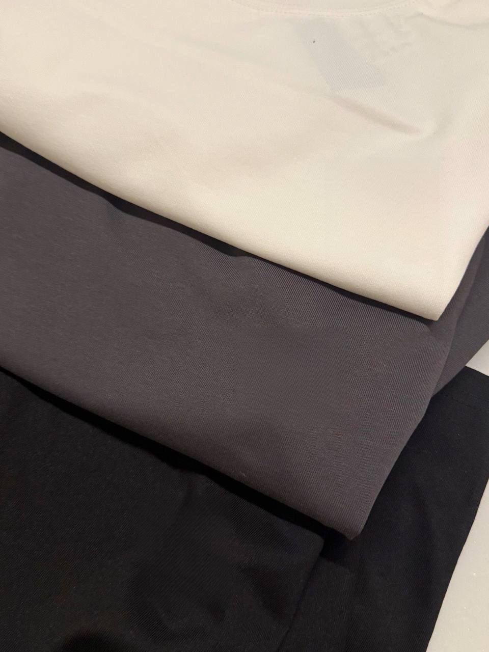 костюм с юбкой,юбка шорты из экокожи,юбка кожаная,бежевый джемпер,юбка из экокожи