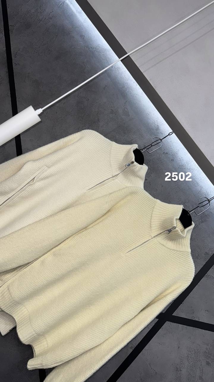 свитер с замком,свитер на молнии,трикотажный свитер,свитер,свитер женский