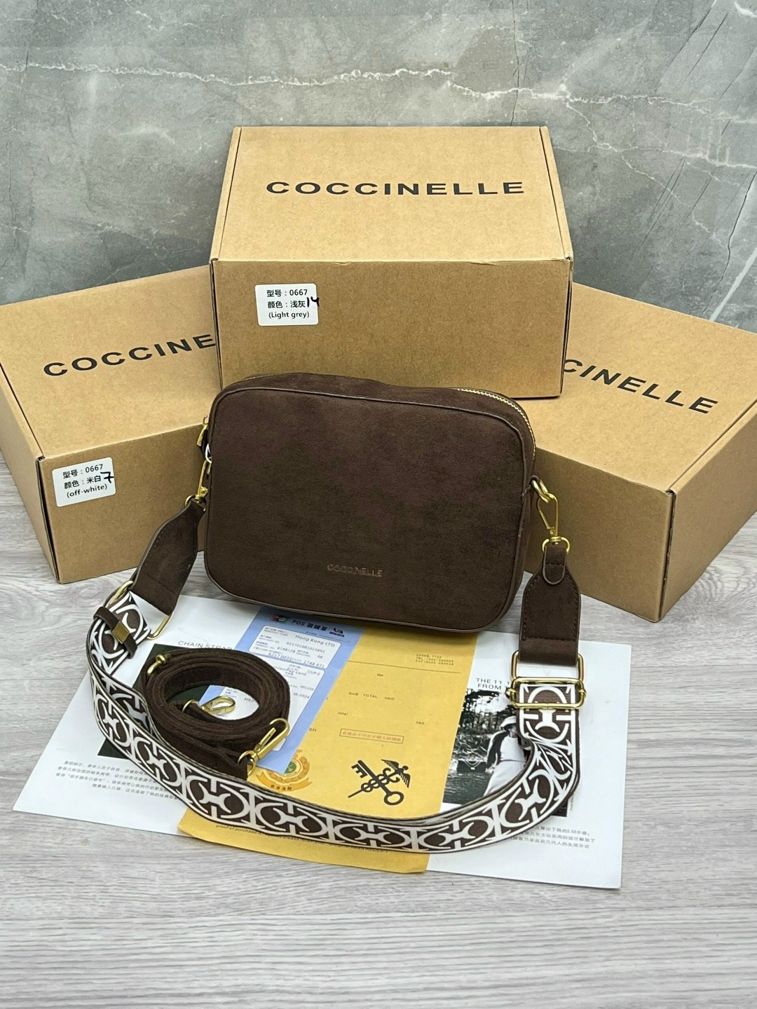 сумка coccinelle,женская сумка coccinelle,сумка,сумка через плечо coccinelle,сумка женская