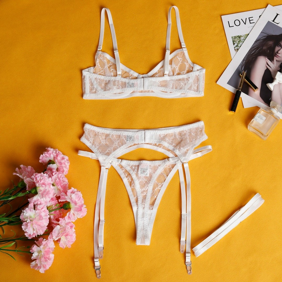 комплект эротического белья,нижнее белье женское комплект,комплект нижнего эротического белья в сеточку fashion diamond,нижнее белье,эротическое прозрачное бельё