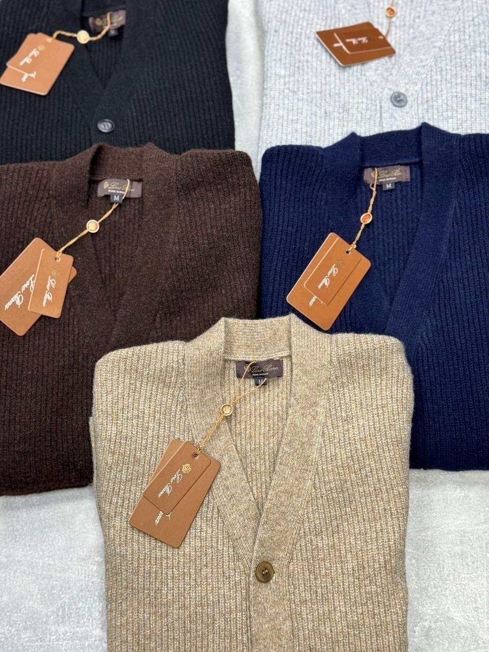 мужской трикотажный кардиган кэмел,кардиган для мужчин,шерстяной кардиган,мужской кардиган,бежевый кардиган