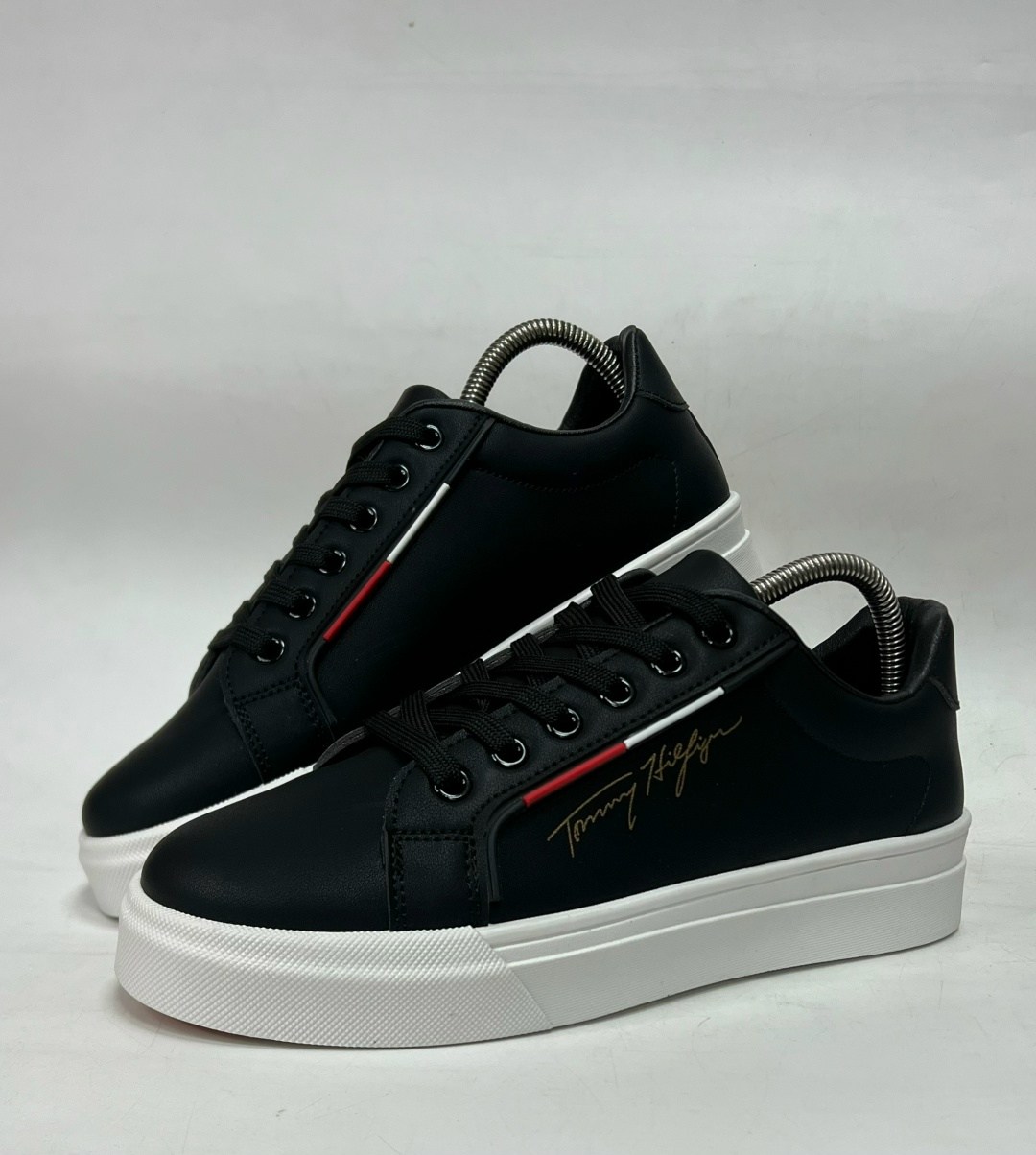 кеды томми хилфигер женские черные на толстой подошве,кеды томми хилфигер черные,,кеды tommy hilfiger,кроссовки tommy hilfiger