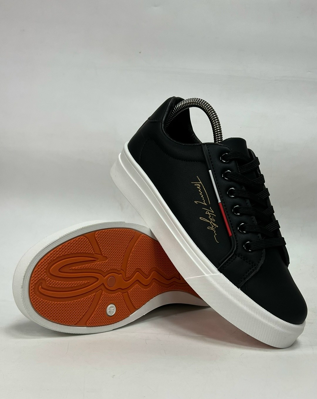 кеды томми хилфигер женские черные на толстой подошве,кеды томми хилфигер черные,,кеды tommy hilfiger,кроссовки tommy hilfiger