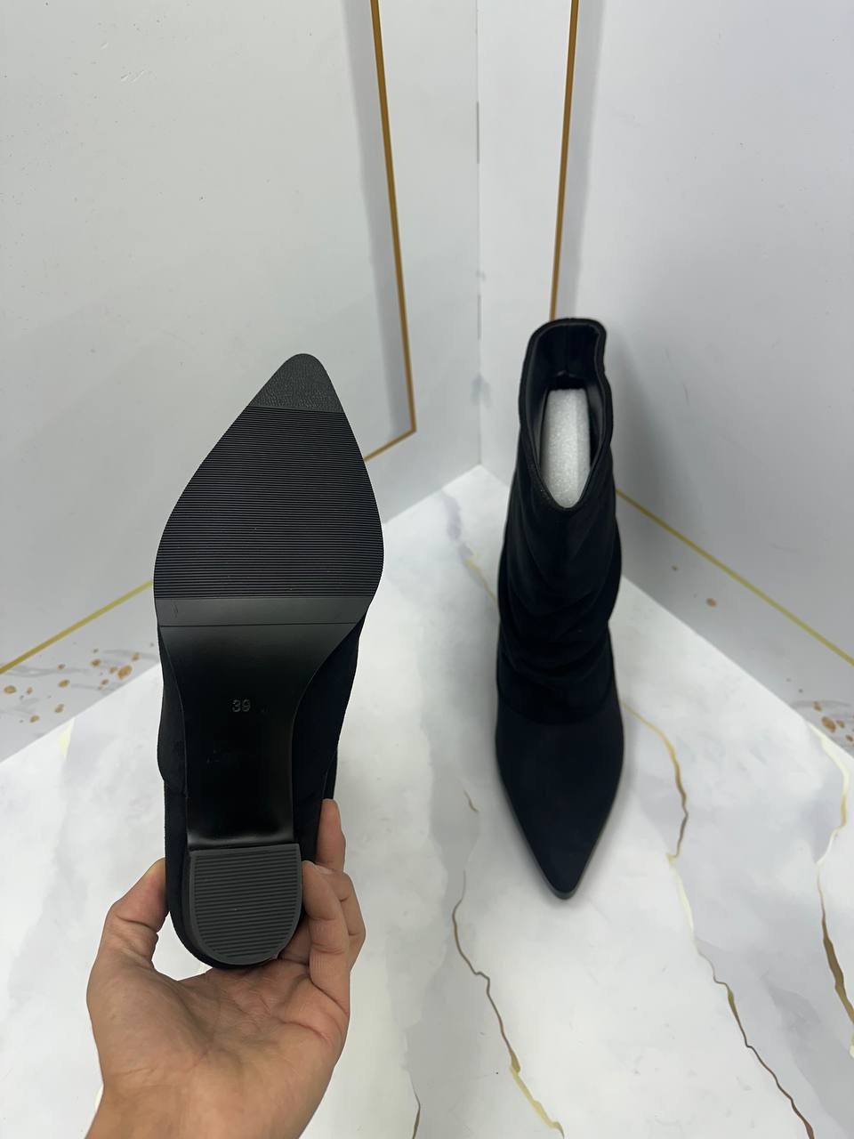 ,женская ,сапоги модные,женские ботильоны с острым носком на тонком высоком каблуке,сапоги