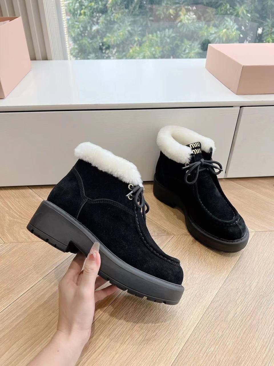 ,ботинки miu miu,ботинки женские miu miu,ботинки зимние женские,кожаные ботинки с мехом miu miu