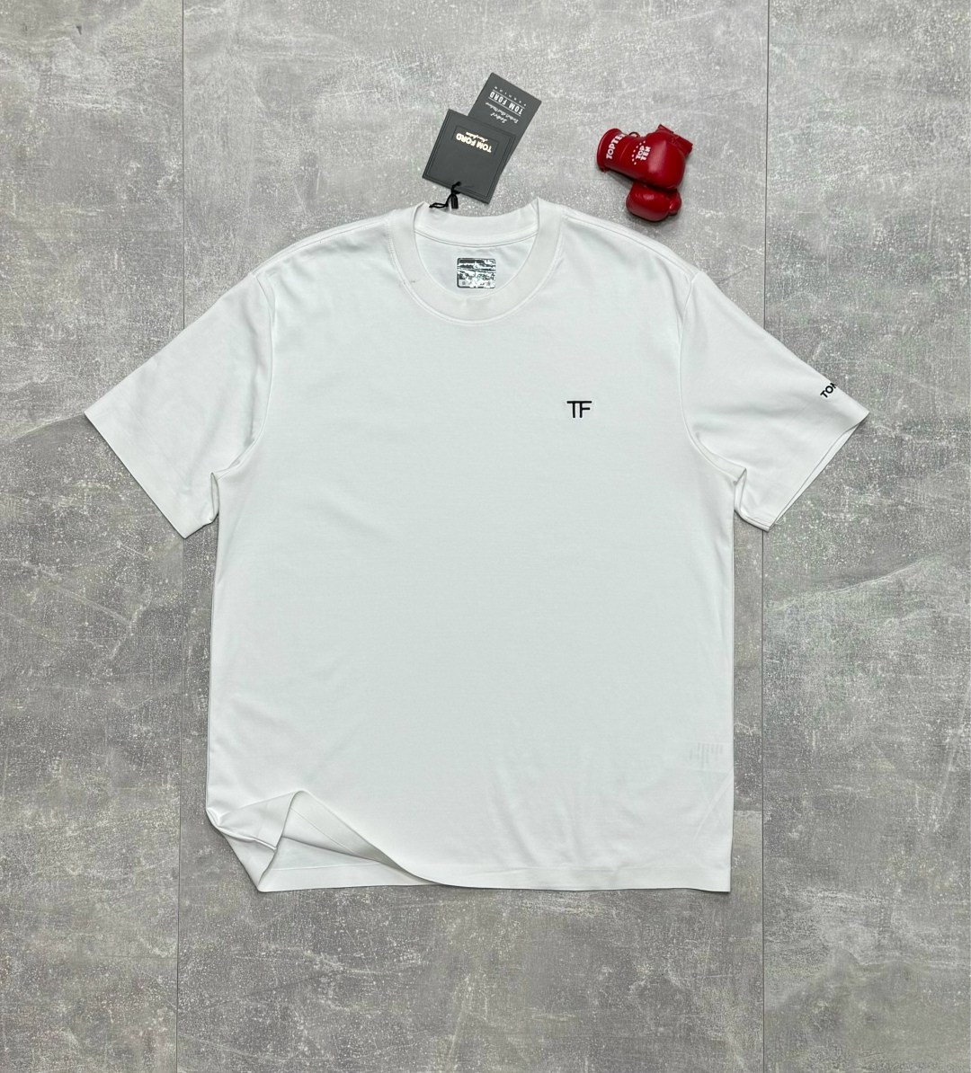 мужская футболка,футболка белая мужская,футболки для мужчин,футболка,майка футболка